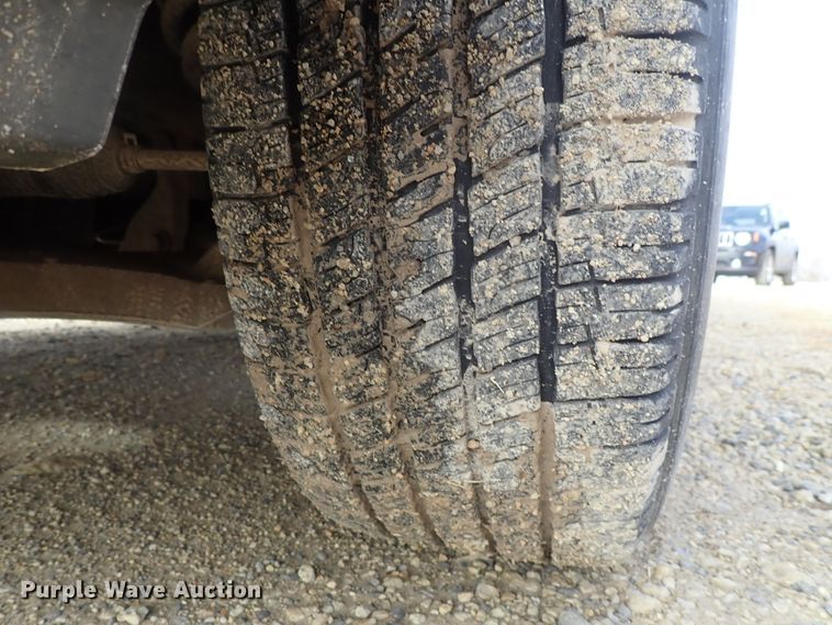 image for item DC3371 2004 Ford F150 SuperCab pickup truck