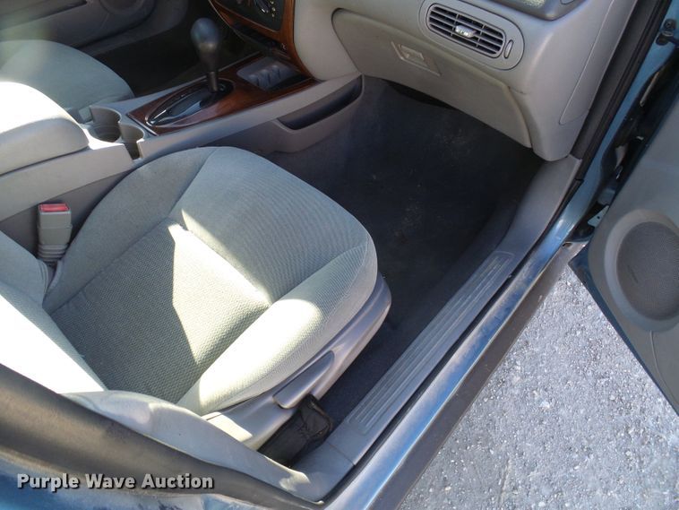 image for item DD1981 2007 Ford Taurus SEL