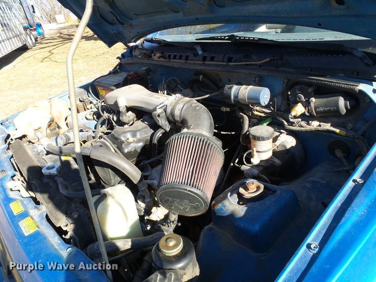 image for item DD1991 1990 Geo Tracker SUV