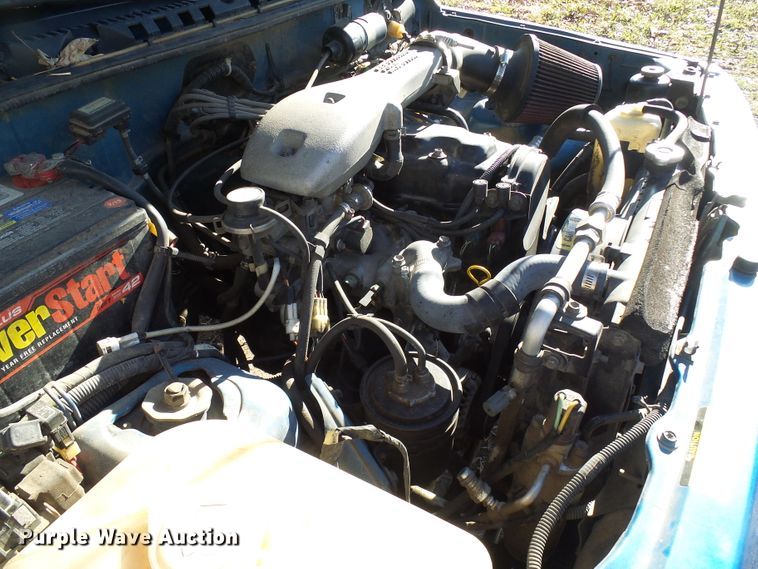 image for item DD1991 1990 Geo Tracker SUV