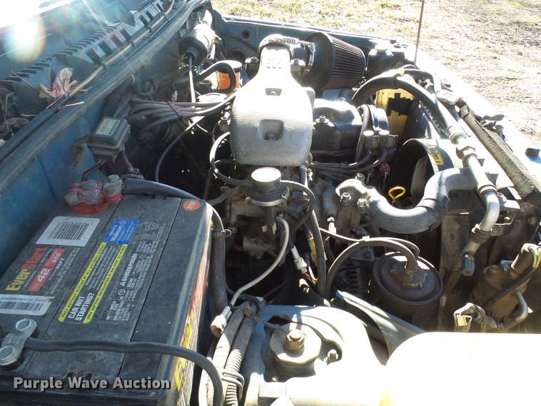 image for item DD1991 1990 Geo Tracker SUV