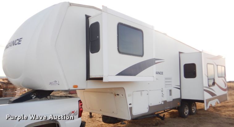 image for item DE1327 2007 Sundance 3200ES camper