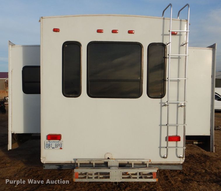 image for item DE1327 2007 Sundance 3200ES camper