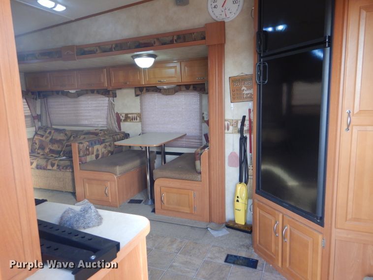 image for item DE1327 2007 Sundance 3200ES camper