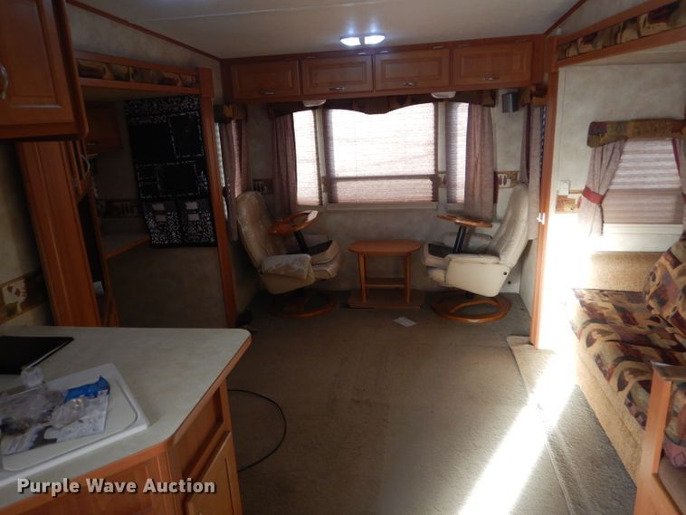 image for item DE1327 2007 Sundance 3200ES camper