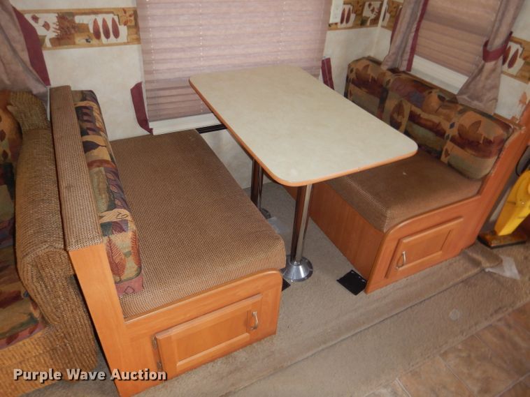 image for item DE1327 2007 Sundance 3200ES camper