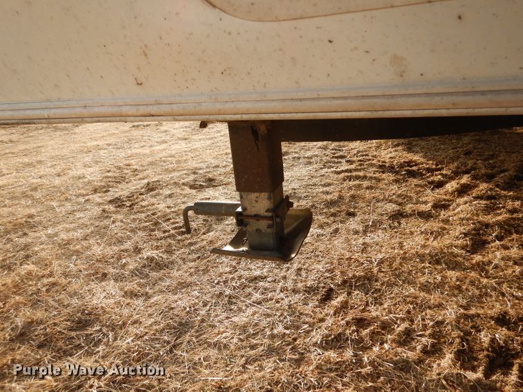 image for item DE1327 2007 Sundance 3200ES camper