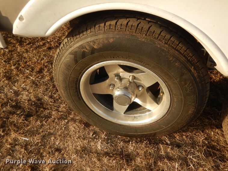 image for item DE1327 2007 Sundance 3200ES camper