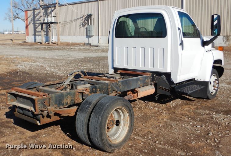 image for item DE1344 2009 Chevrolet C4500 truck cab and chassis