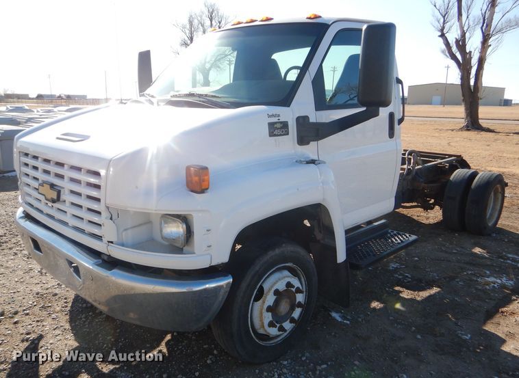 image for item DE1344 2009 Chevrolet C4500 truck cab and chassis