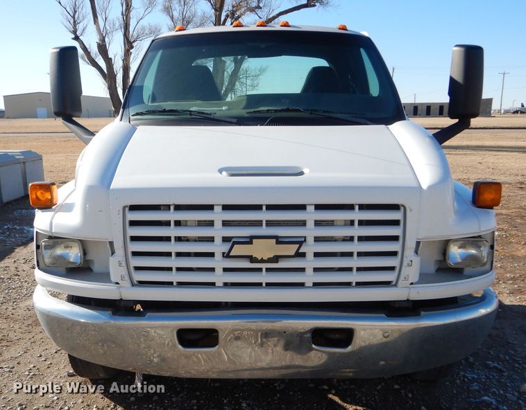 image for item DE1344 2009 Chevrolet C4500 truck cab and chassis