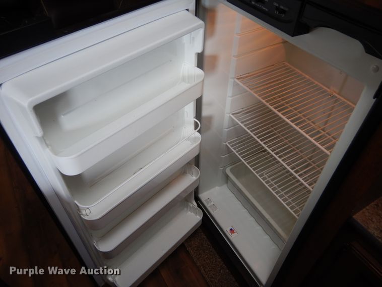 image for item DE1346 2015 KZRV Spree LX Superlite 320BS camper