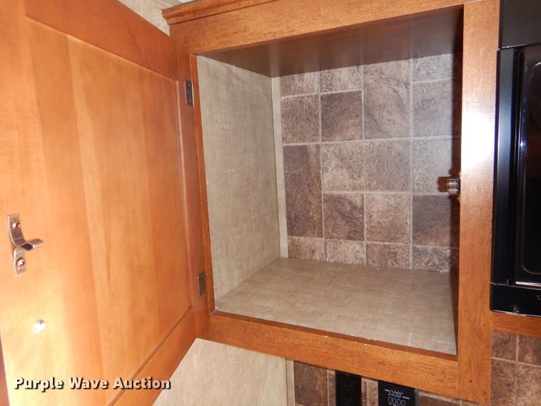 image for item DE1346 2015 KZRV Spree LX Superlite 320BS camper