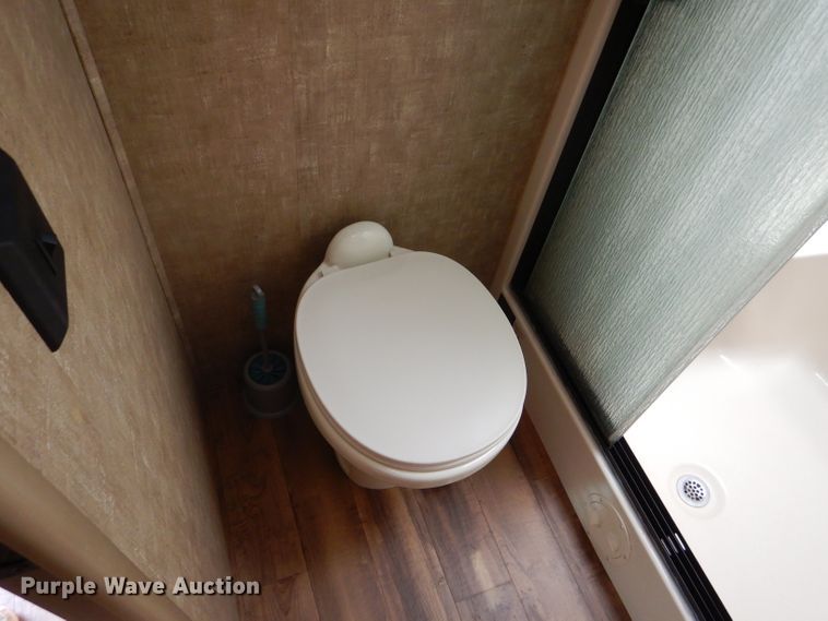 image for item DE1346 2015 KZRV Spree LX Superlite 320BS camper