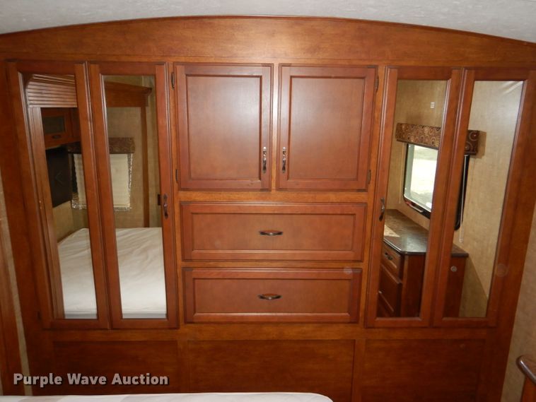 image for item DE1346 2015 KZRV Spree LX Superlite 320BS camper