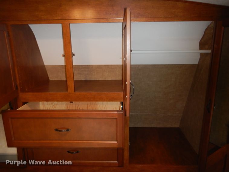 image for item DE1346 2015 KZRV Spree LX Superlite 320BS camper