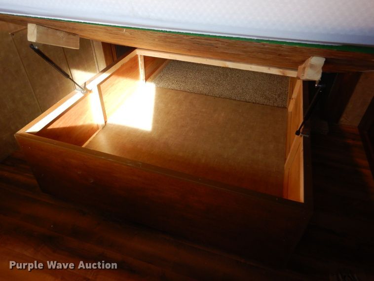 image for item DE1346 2015 KZRV Spree LX Superlite 320BS camper