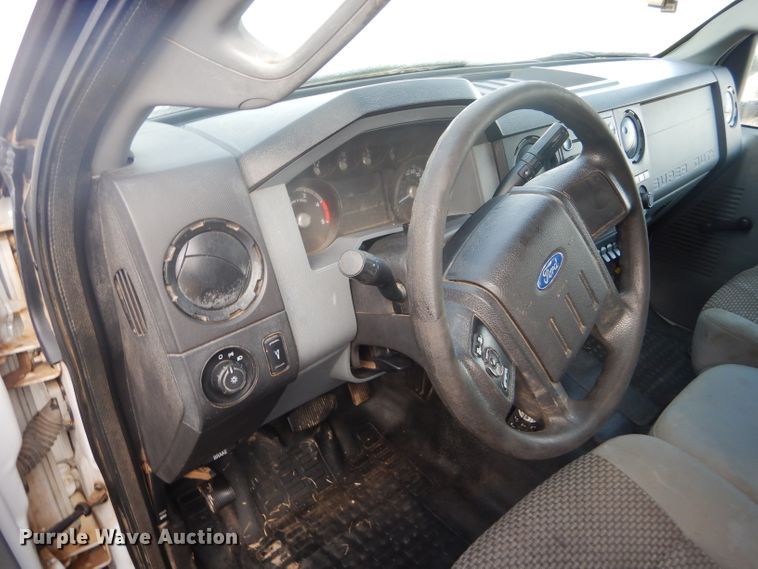 image for item DE1348 2014 Ford F250 Super Duty Crew Cab pickup truck