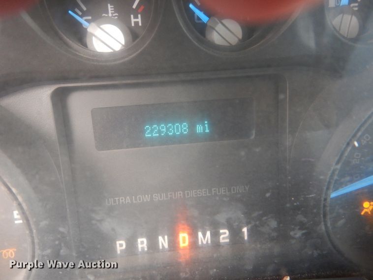 image for item DE1348 2014 Ford F250 Super Duty Crew Cab pickup truck