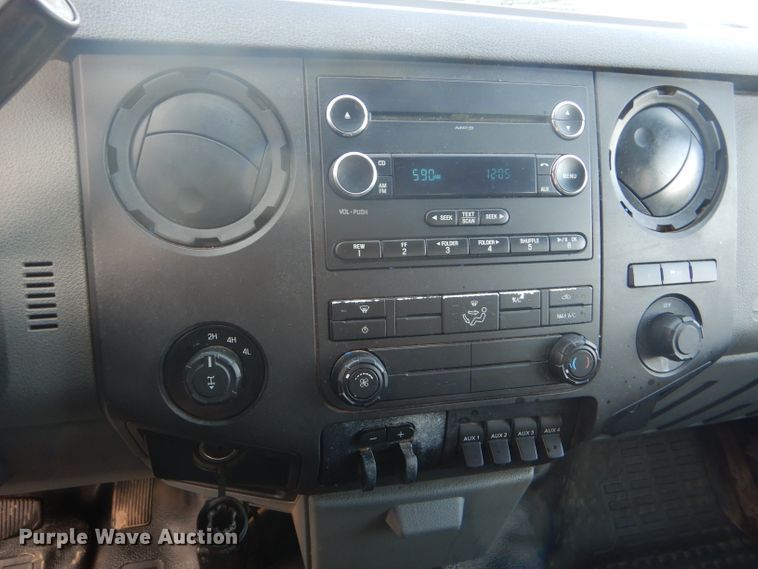 image for item DE1348 2014 Ford F250 Super Duty Crew Cab pickup truck