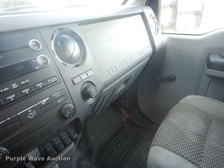 image for item DE1348 2014 Ford F250 Super Duty Crew Cab pickup truck