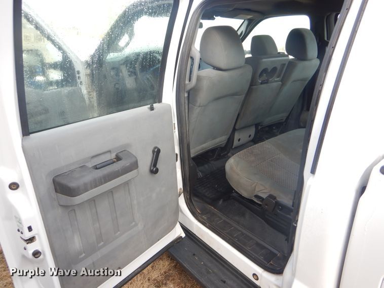 image for item DE1348 2014 Ford F250 Super Duty Crew Cab pickup truck