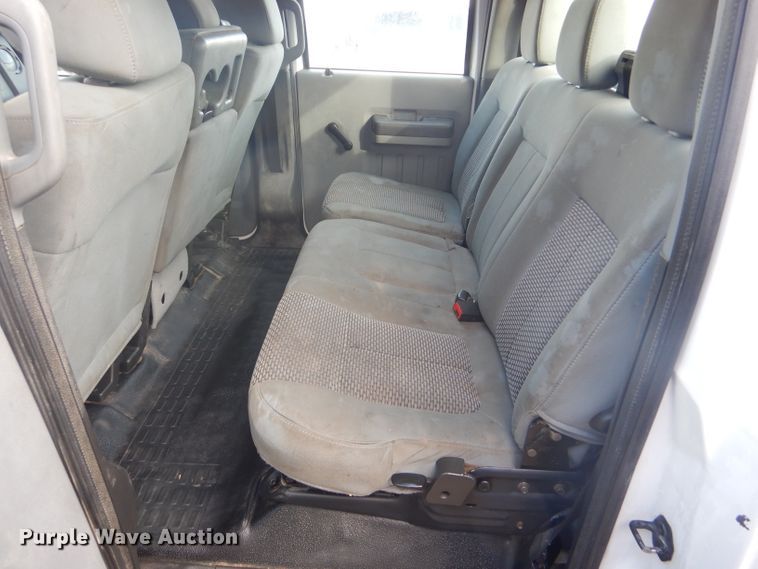 image for item DE1348 2014 Ford F250 Super Duty Crew Cab pickup truck