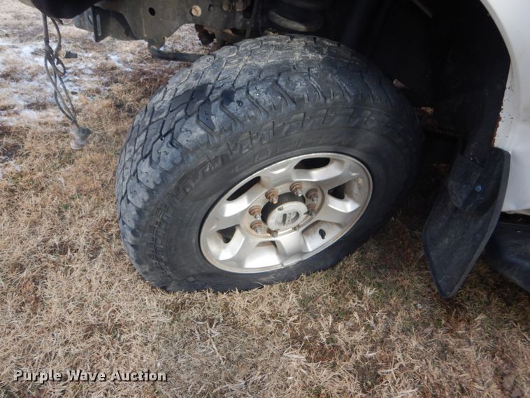 image for item DE1348 2014 Ford F250 Super Duty Crew Cab pickup truck