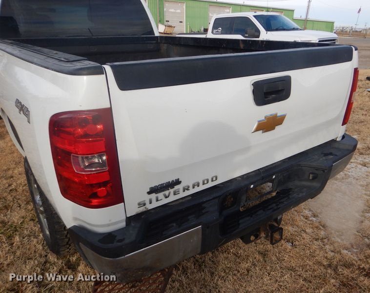image for item DE1349 2012 Chevrolet Silverado 2500HD Ext. Cab pickup truck