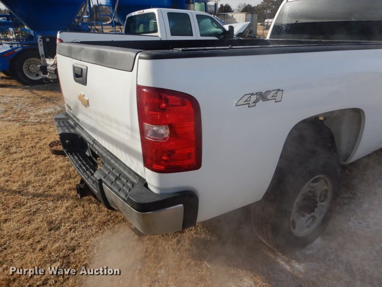 image for item DE1349 2012 Chevrolet Silverado 2500HD Ext. Cab pickup truck