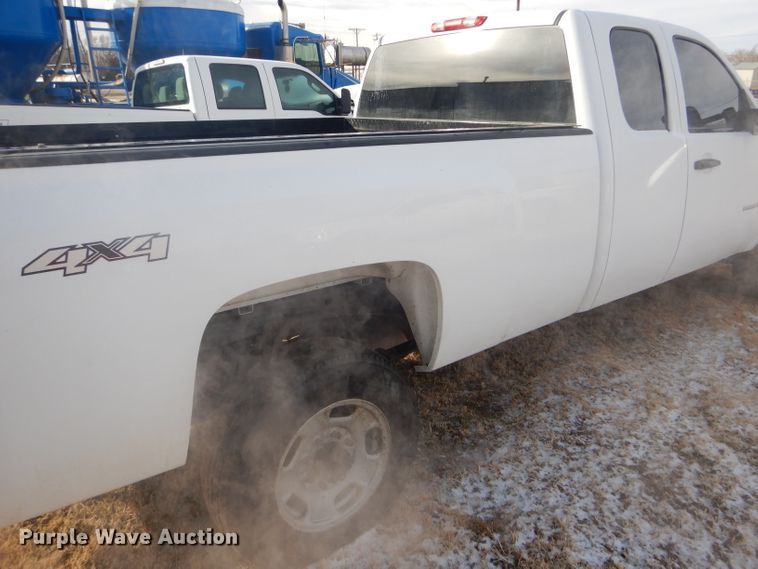 image for item DE1349 2012 Chevrolet Silverado 2500HD Ext. Cab pickup truck