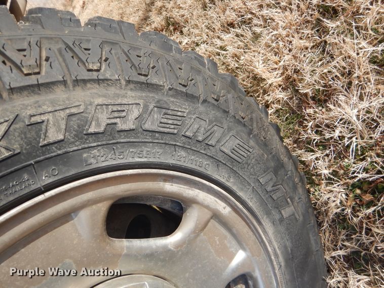 image for item DE1349 2012 Chevrolet Silverado 2500HD Ext. Cab pickup truck