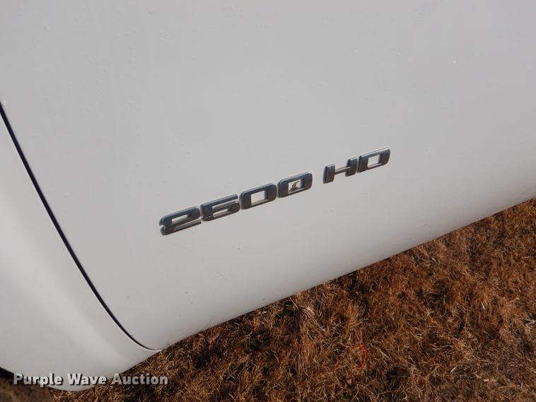 image for item DE1349 2012 Chevrolet Silverado 2500HD Ext. Cab pickup truck