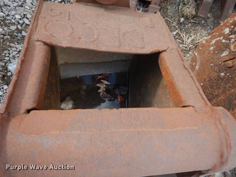 image for item DE4216 Wain Roy 16"W backhoe bucket