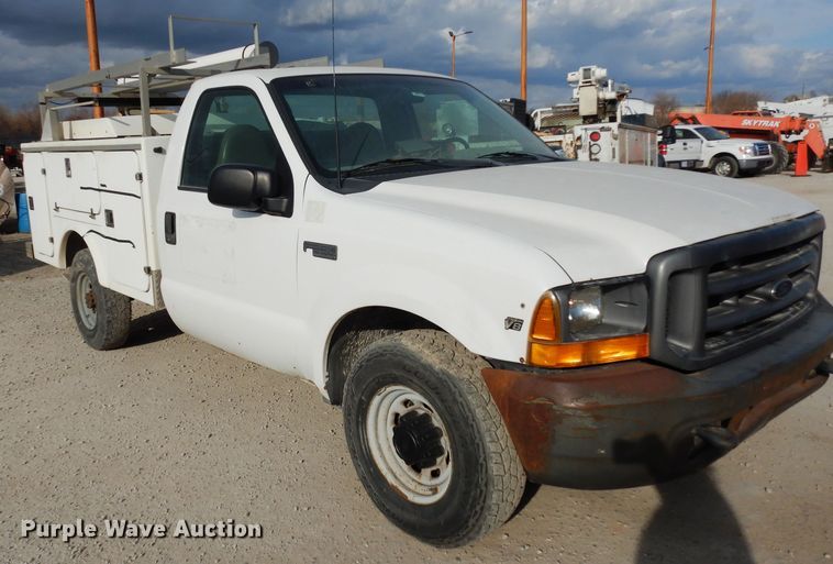 image for item DE4225 1999 Ford F250 Super Duty utility bed pickup truck