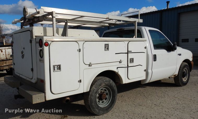 image for item DE4225 1999 Ford F250 Super Duty utility bed pickup truck