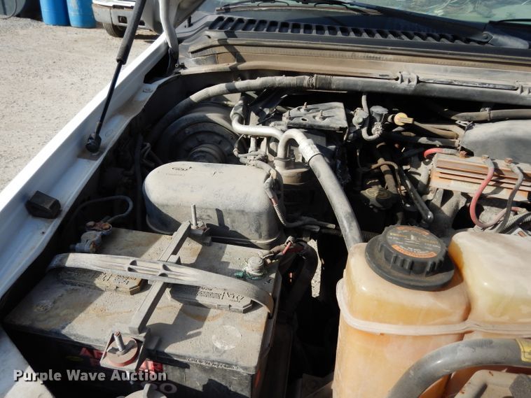 image for item DE4225 1999 Ford F250 Super Duty utility bed pickup truck