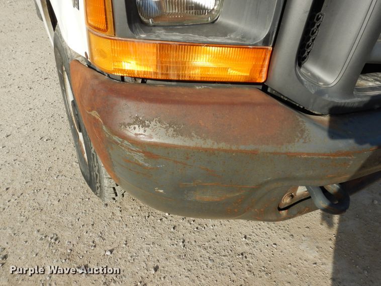 image for item DE4225 1999 Ford F250 Super Duty utility bed pickup truck