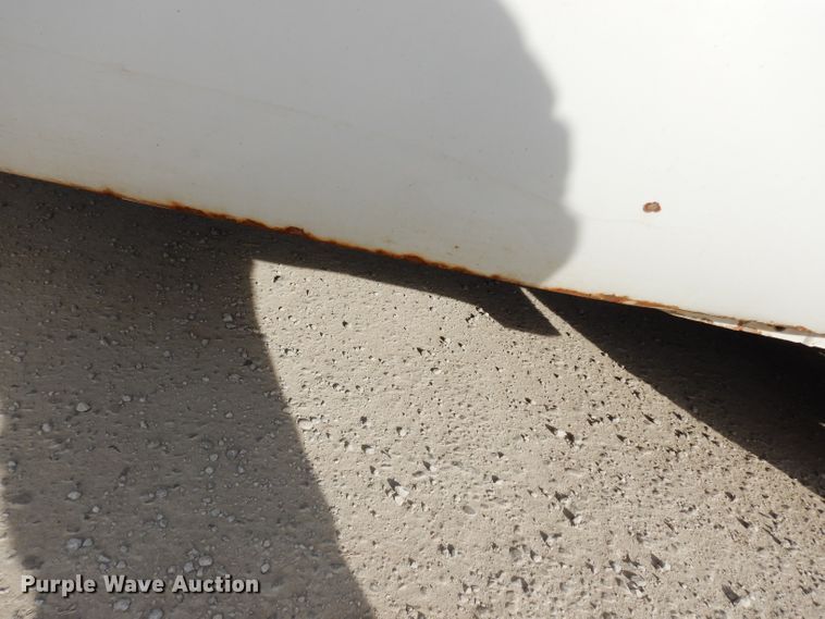 image for item DE4225 1999 Ford F250 Super Duty utility bed pickup truck