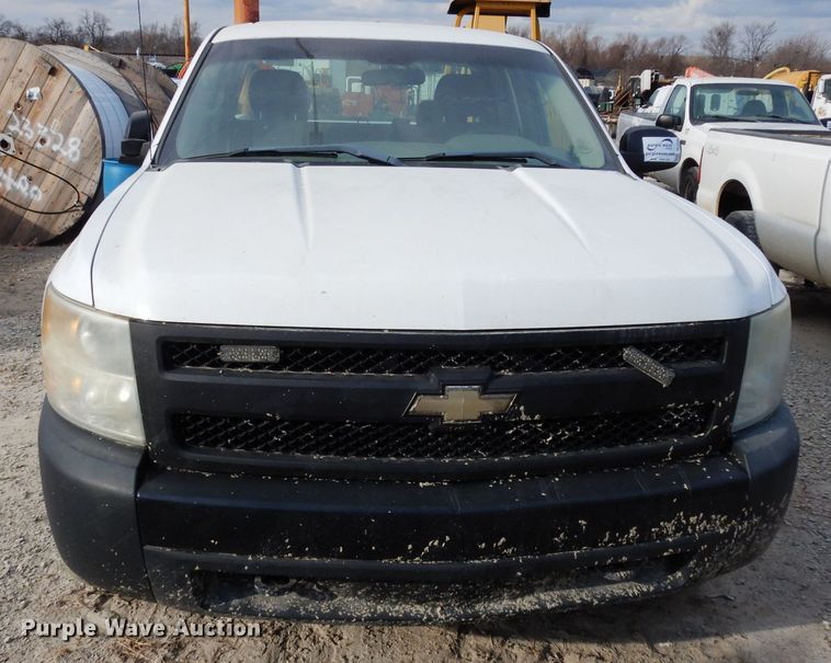 image for item DE4226 2008 Chevrolet Silverado 1500 Ext. Cab pickup truck