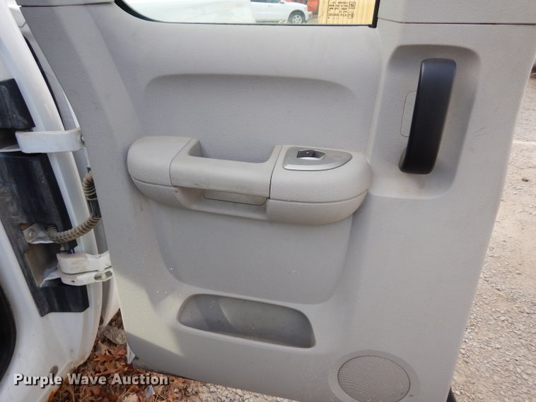 image for item DE4226 2008 Chevrolet Silverado 1500 Ext. Cab pickup truck