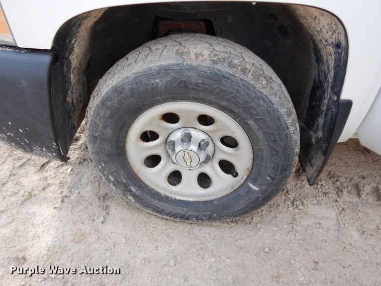 image for item DE4226 2008 Chevrolet Silverado 1500 Ext. Cab pickup truck