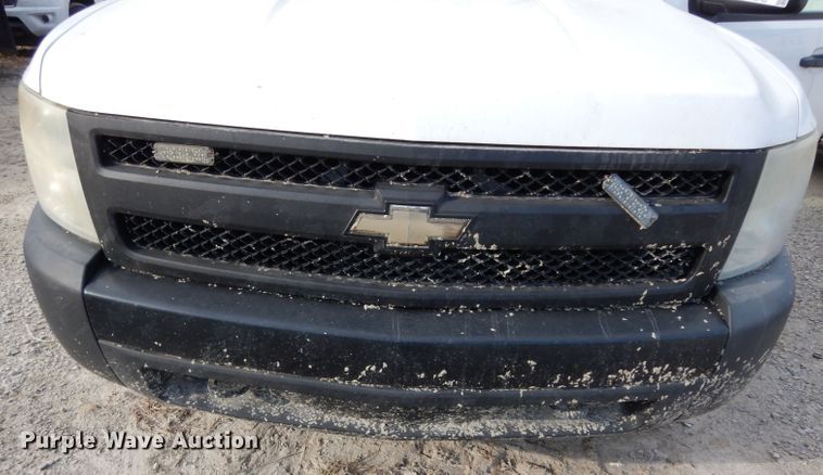 image for item DE4226 2008 Chevrolet Silverado 1500 Ext. Cab pickup truck