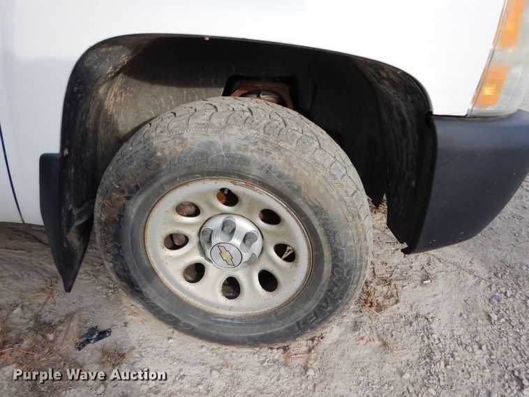 image for item DE4226 2008 Chevrolet Silverado 1500 Ext. Cab pickup truck