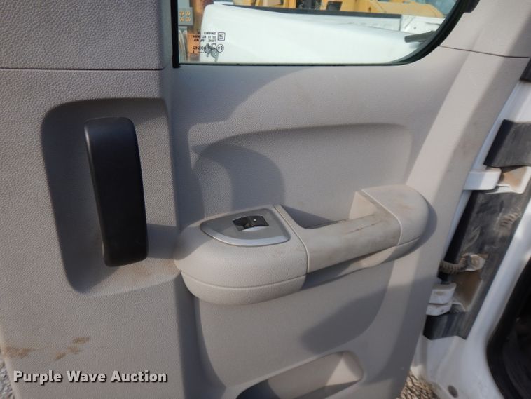 image for item DE4226 2008 Chevrolet Silverado 1500 Ext. Cab pickup truck