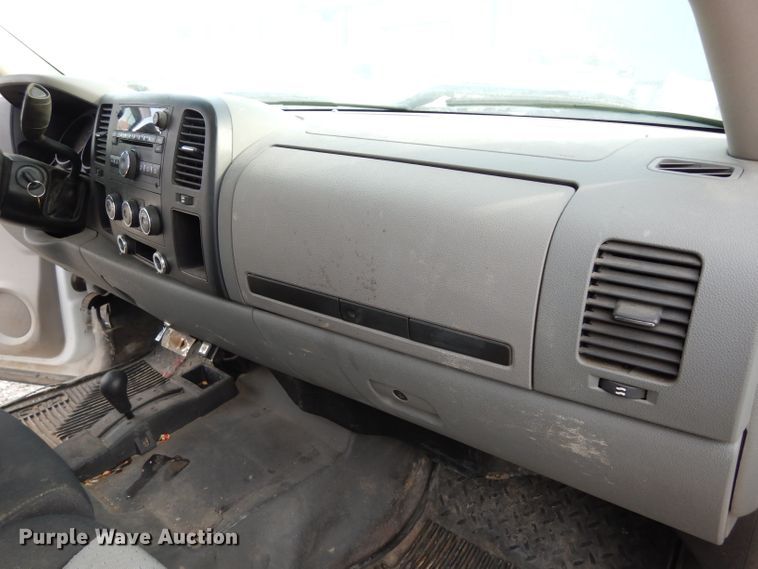 image for item DE4226 2008 Chevrolet Silverado 1500 Ext. Cab pickup truck