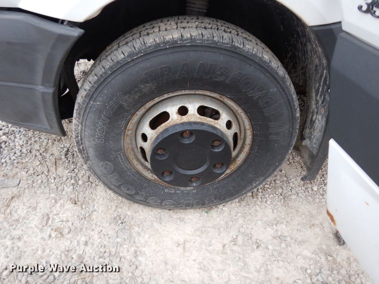 image for item DE4228 2007 Freightliner Sprinter 3500 utility van