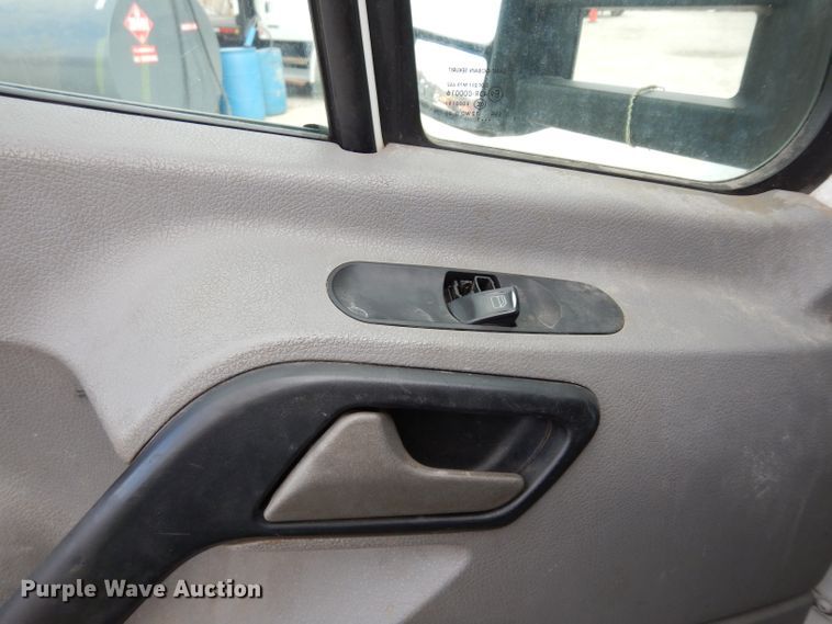 image for item DE4229 2007 Freightliner Sprinter 3500 utility van