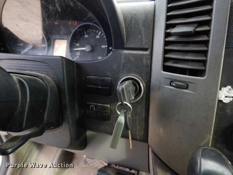 image for item DE4229 2007 Freightliner Sprinter 3500 utility van