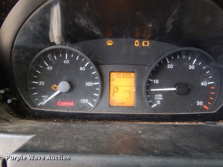 image for item DE4229 2007 Freightliner Sprinter 3500 utility van